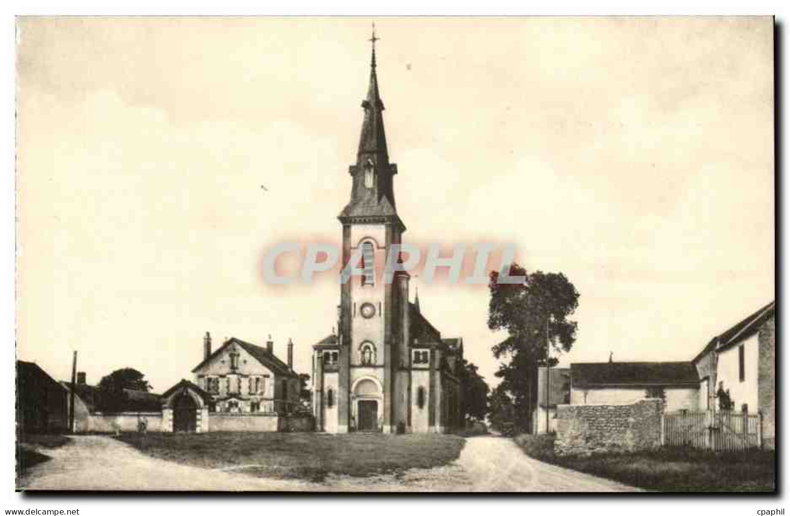 Loigny la Bataille CPA La nouvelle eglise