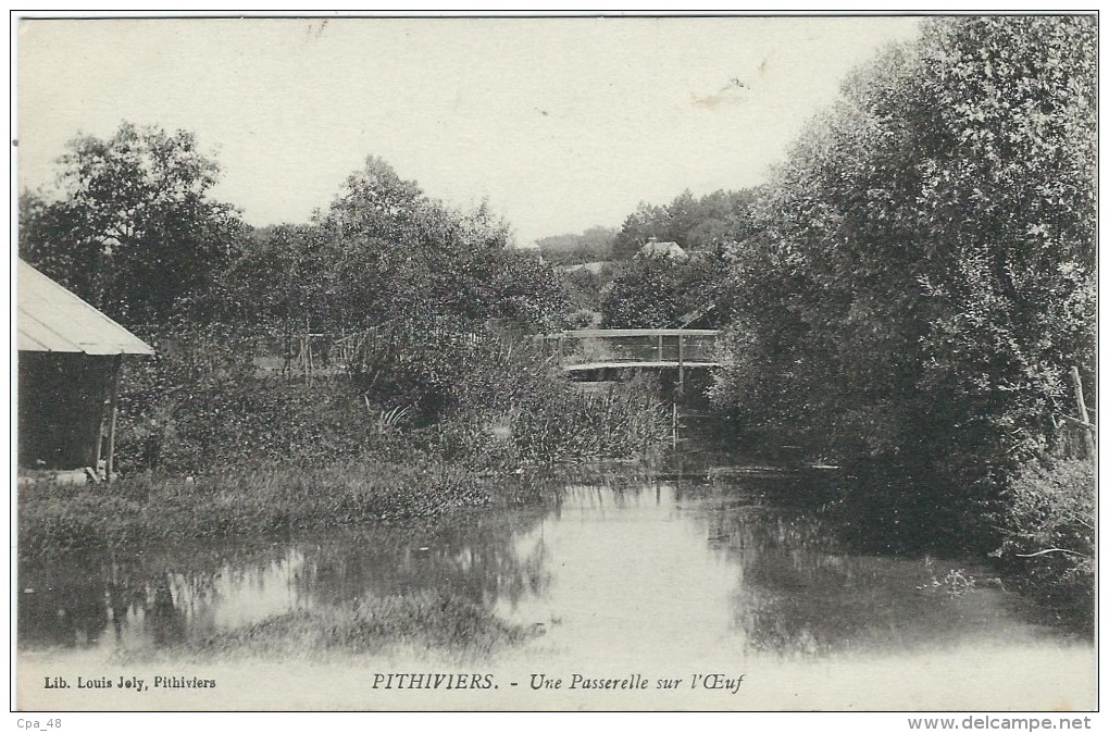 Loiret : Pithiviers, Une Passerelle sur l'Oeuf