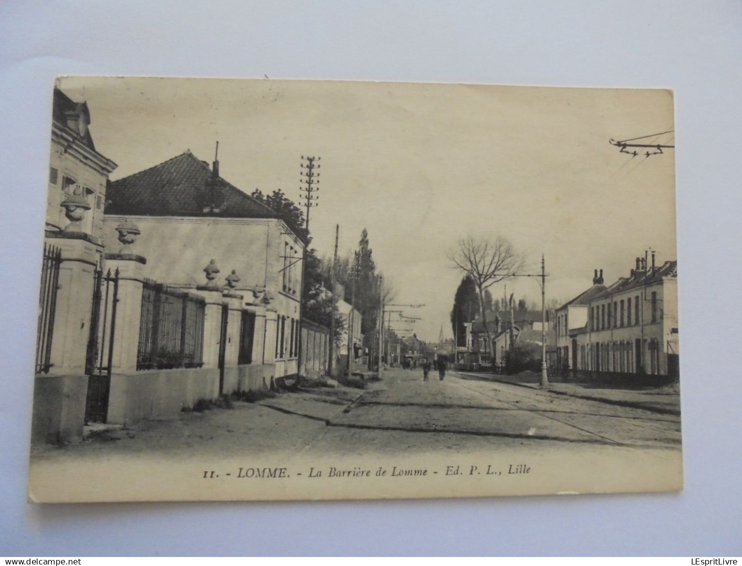 LOMME La Barrière de Lomme Petite Animation Carte Postale Postcard CP PK AK