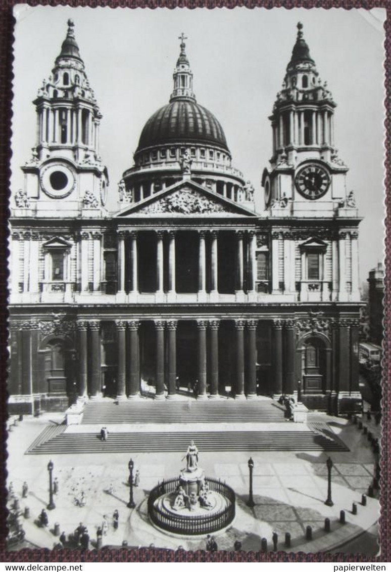 London - St. Paul's Cathedral / Zensur?