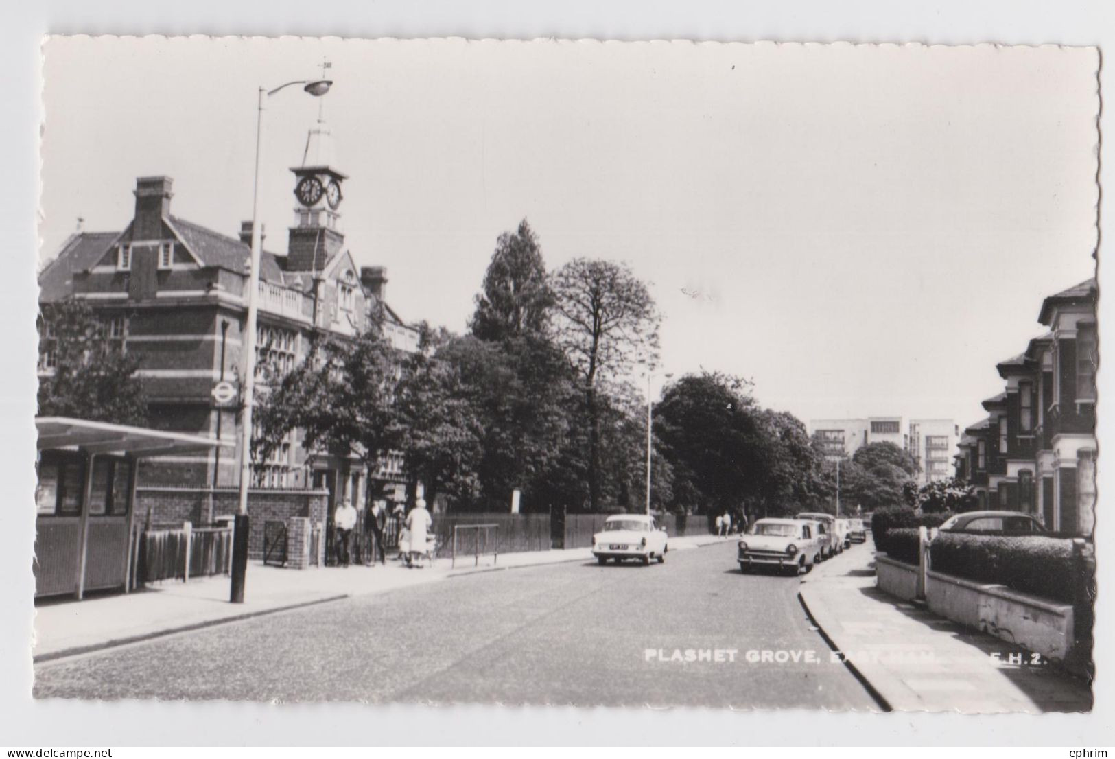 London Suburbs East Ham Plashet Grove
