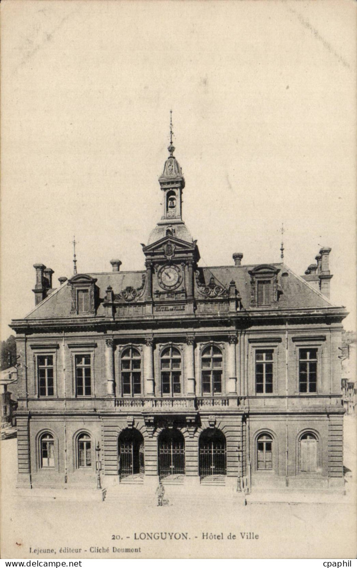 Longuyon - Hotel de Vile - CPA