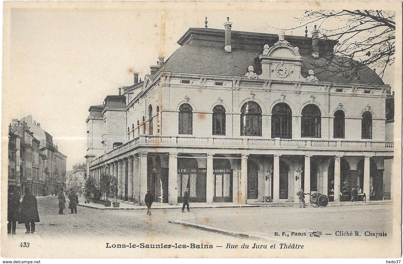 Lons-le-Saunier-les-Bains - Rue du Jura et Théâtre
