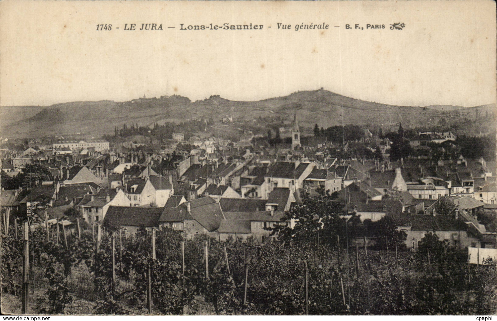 Lons le Saunier - Vue Generale - CPA