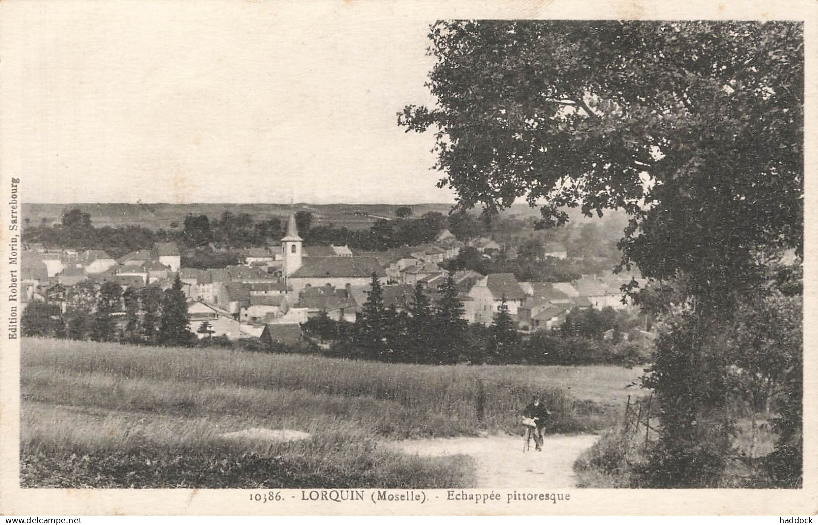 LORQUIN : ECHAPPEE PITTORESQUE
