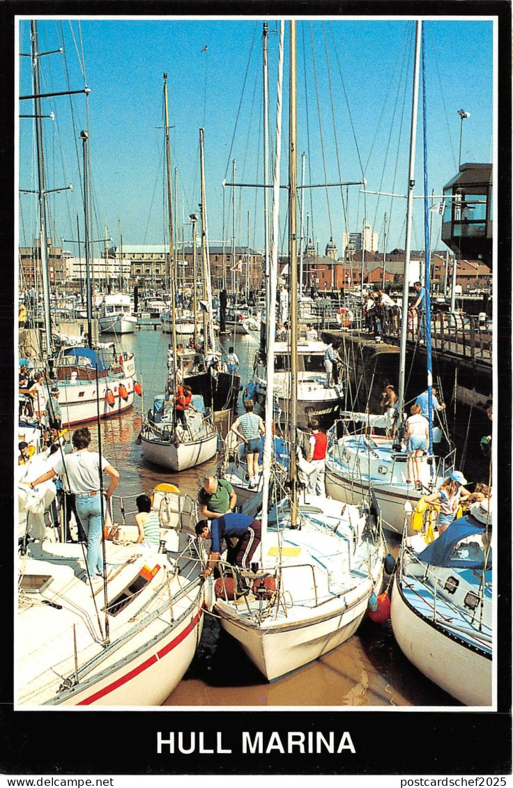 Lot242 uk hull marina boat Kingston upon Hull yorkshire