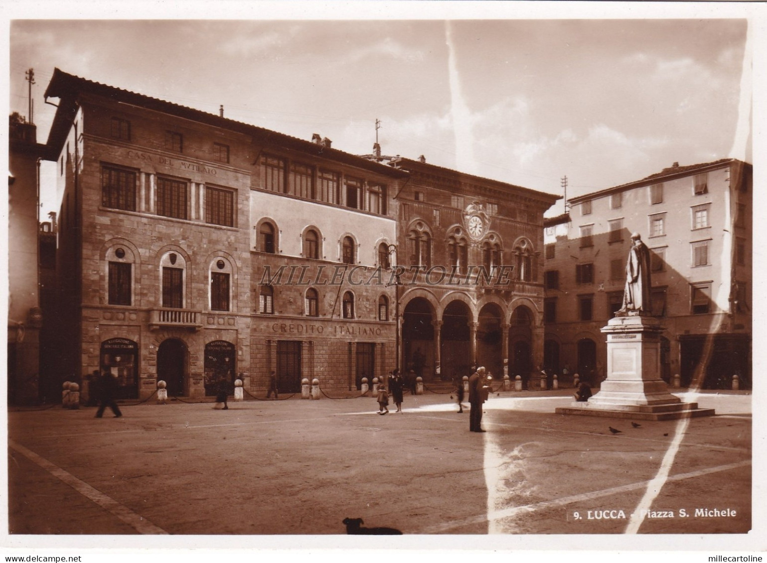 LUCCA - Piazza S.Michele