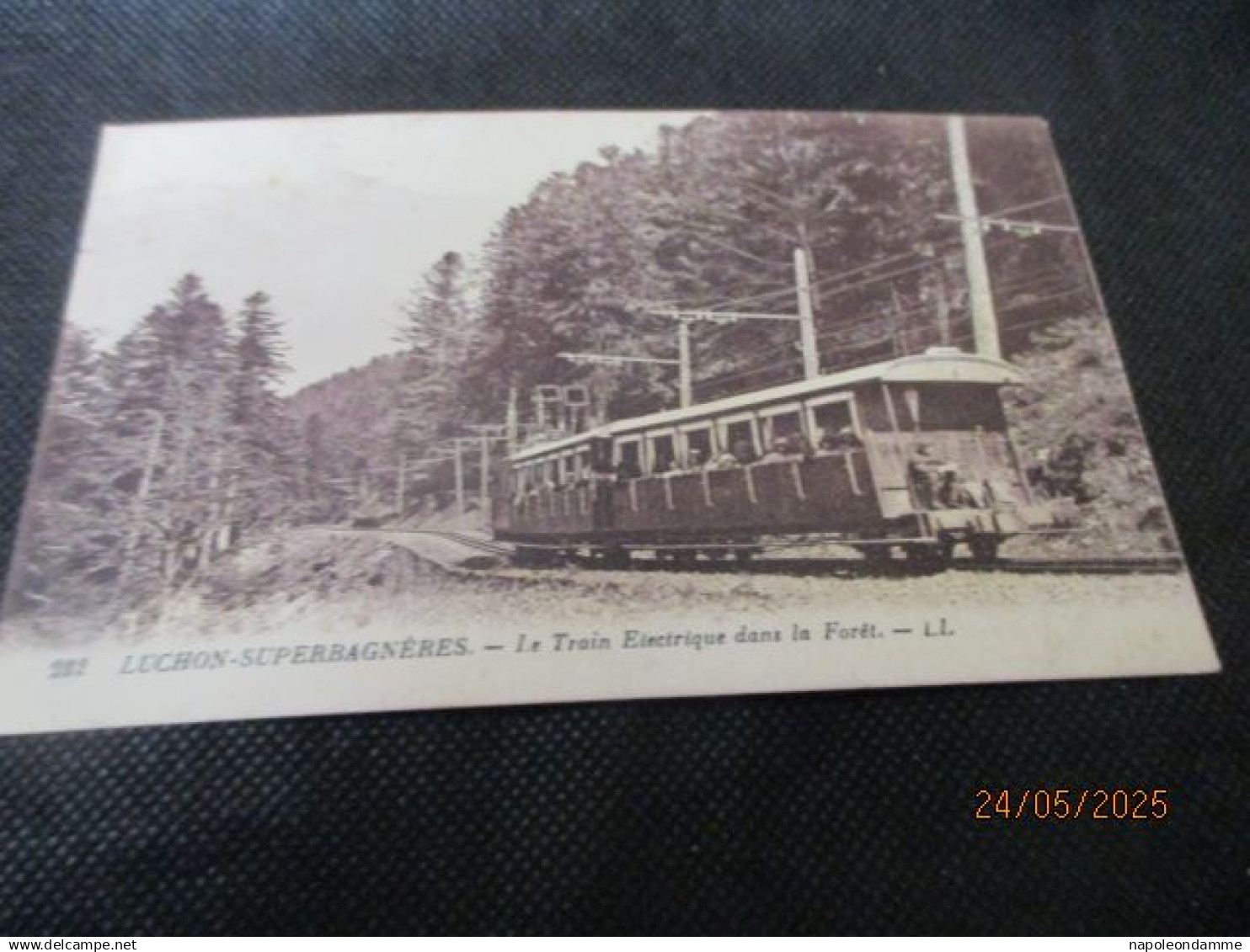 Luchon Superbagnéres, Le Train Electrique dans la Foret