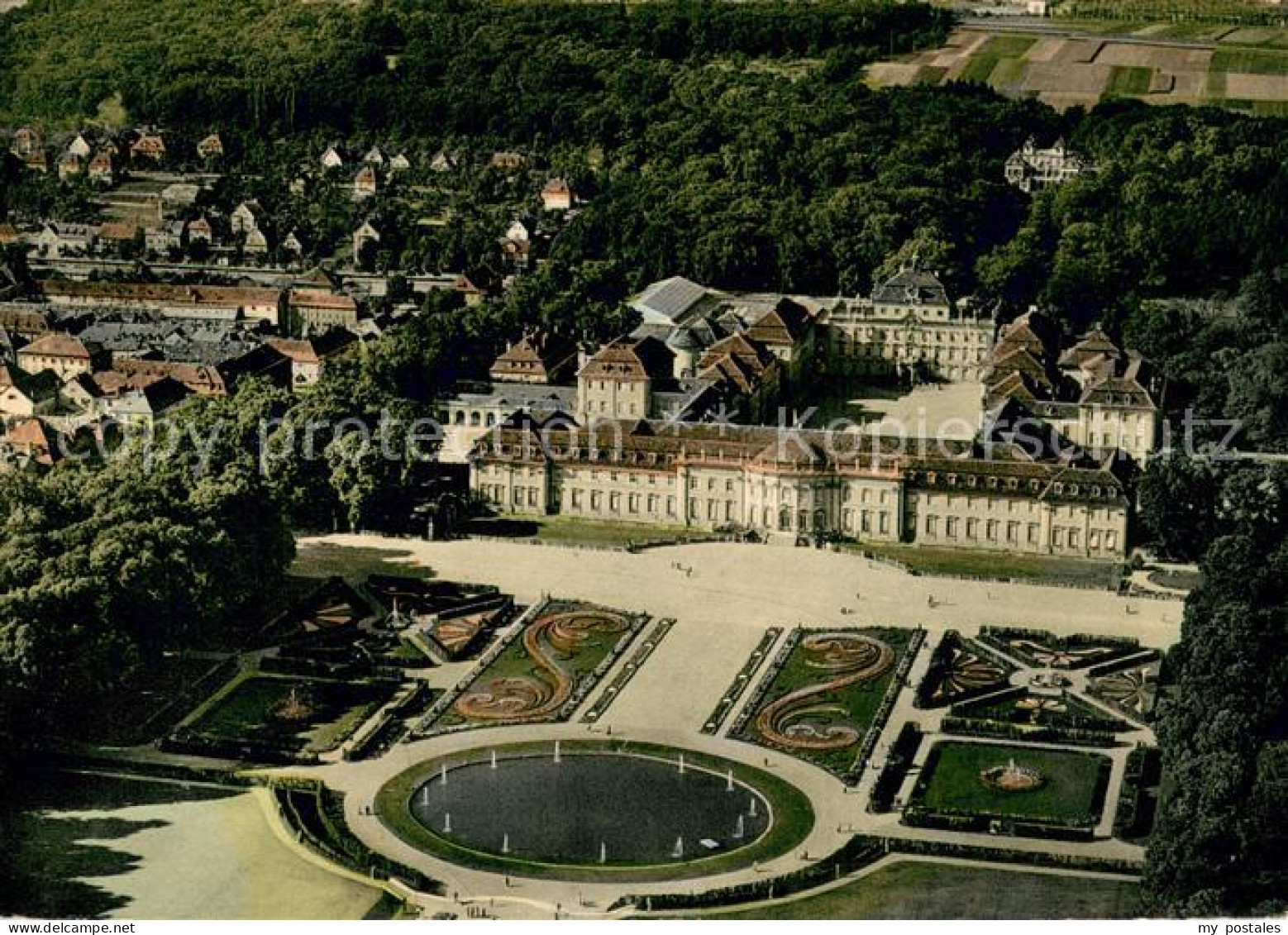 Ludwigsburg  Wuerttemberg Residenzschloss Ludwigsburg Fliegeraufnahme