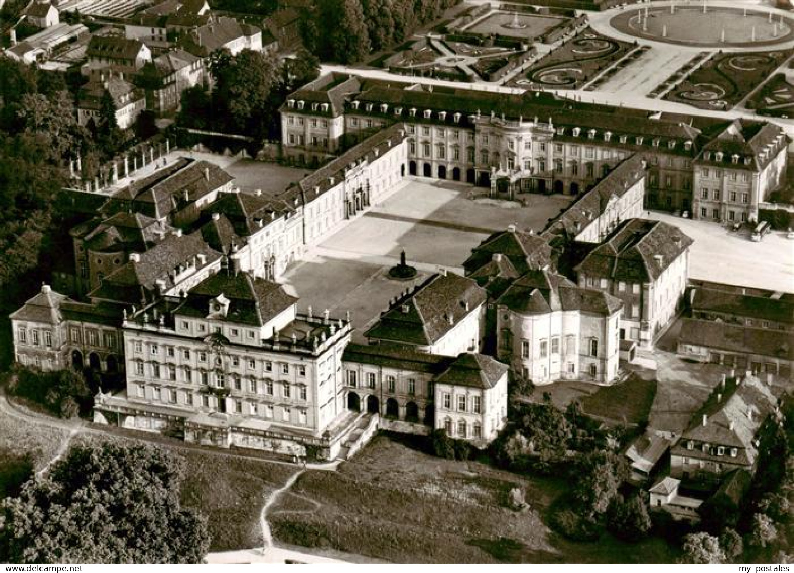 Ludwigsburg  Wuerttemberg Schloss Ludwigsburg Fliegeraufnahme