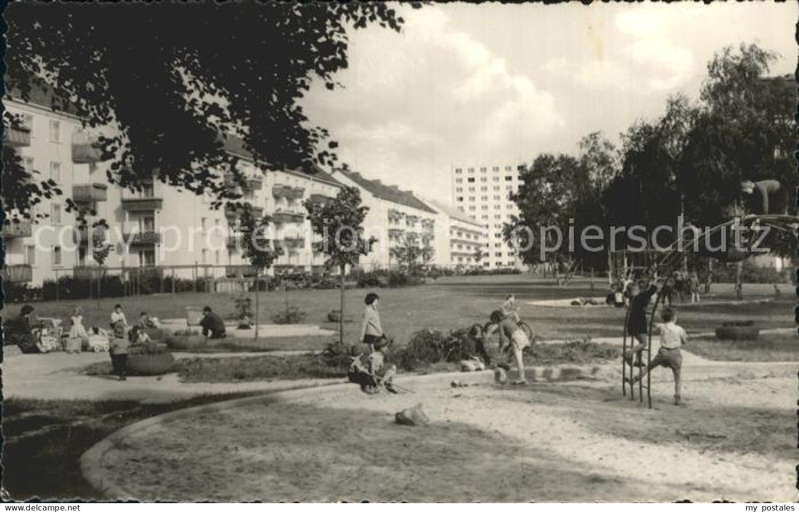 Ludwigsfelde Neubauten Spielplatz Potsdamer Strasse
