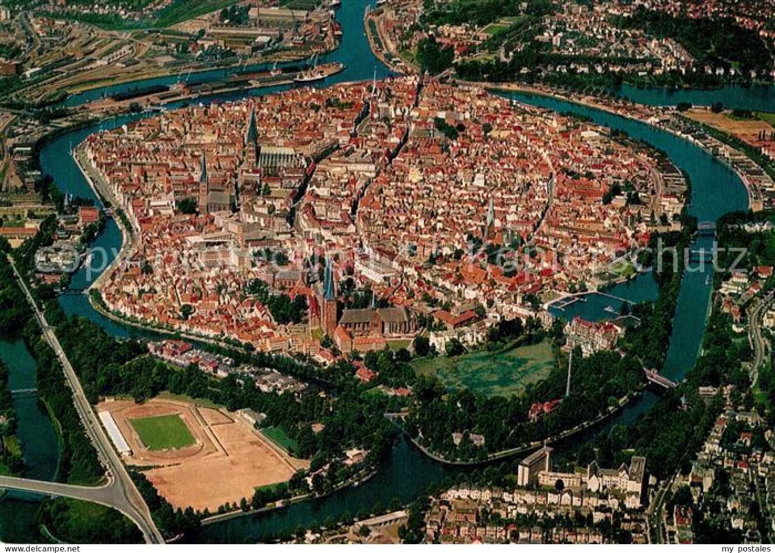 LueBECK  CITY Fliegeraufnahme