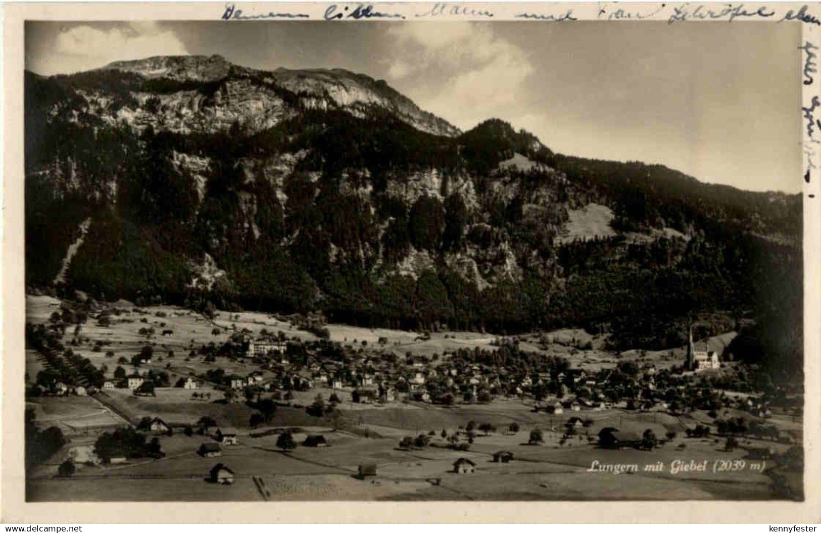 Lungern mit Giebel
