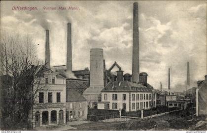 CPA Differdange Differdingen Luxembourg, Avenue Max Meier, Fabrikanlagen