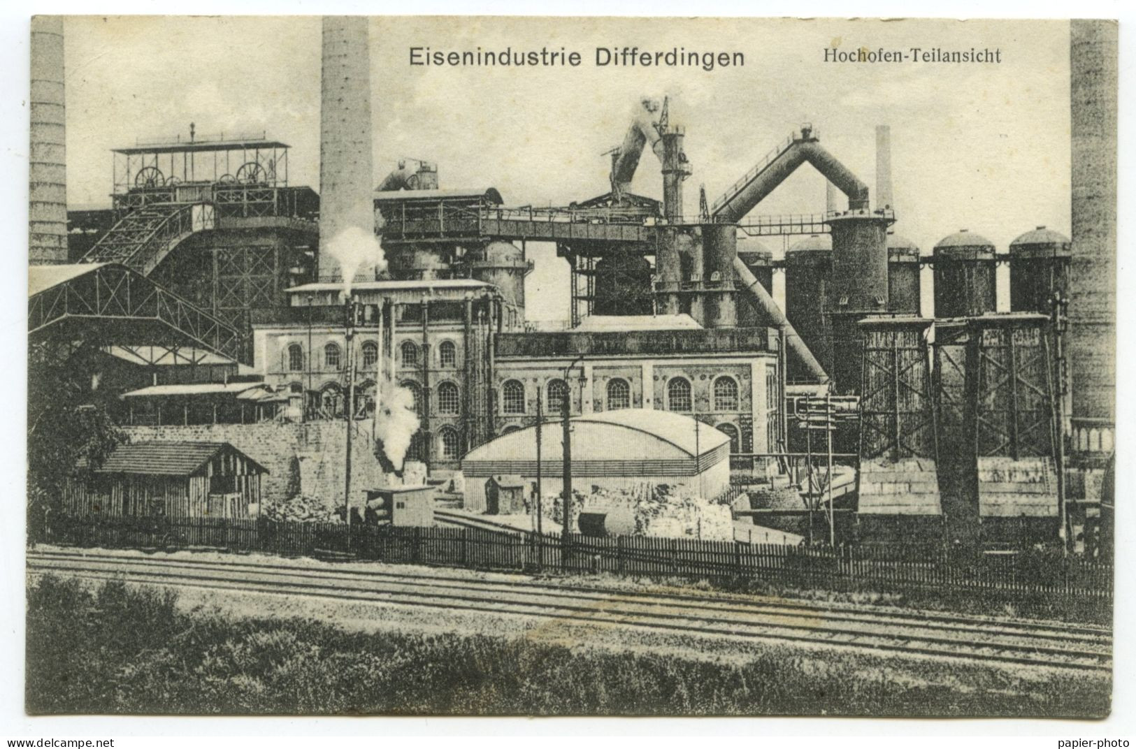 (Luxembourg) Differdange. Differdingen. Eisenindustrie. Aciérie. Hochofen-Teilansicht.