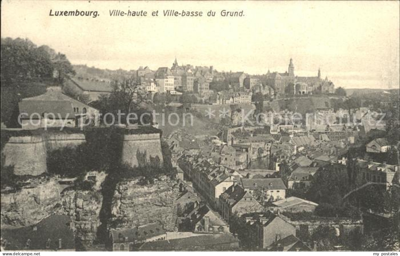 LUXEMBOURG  Luxemburg Ville haute et Ville basse du Grund