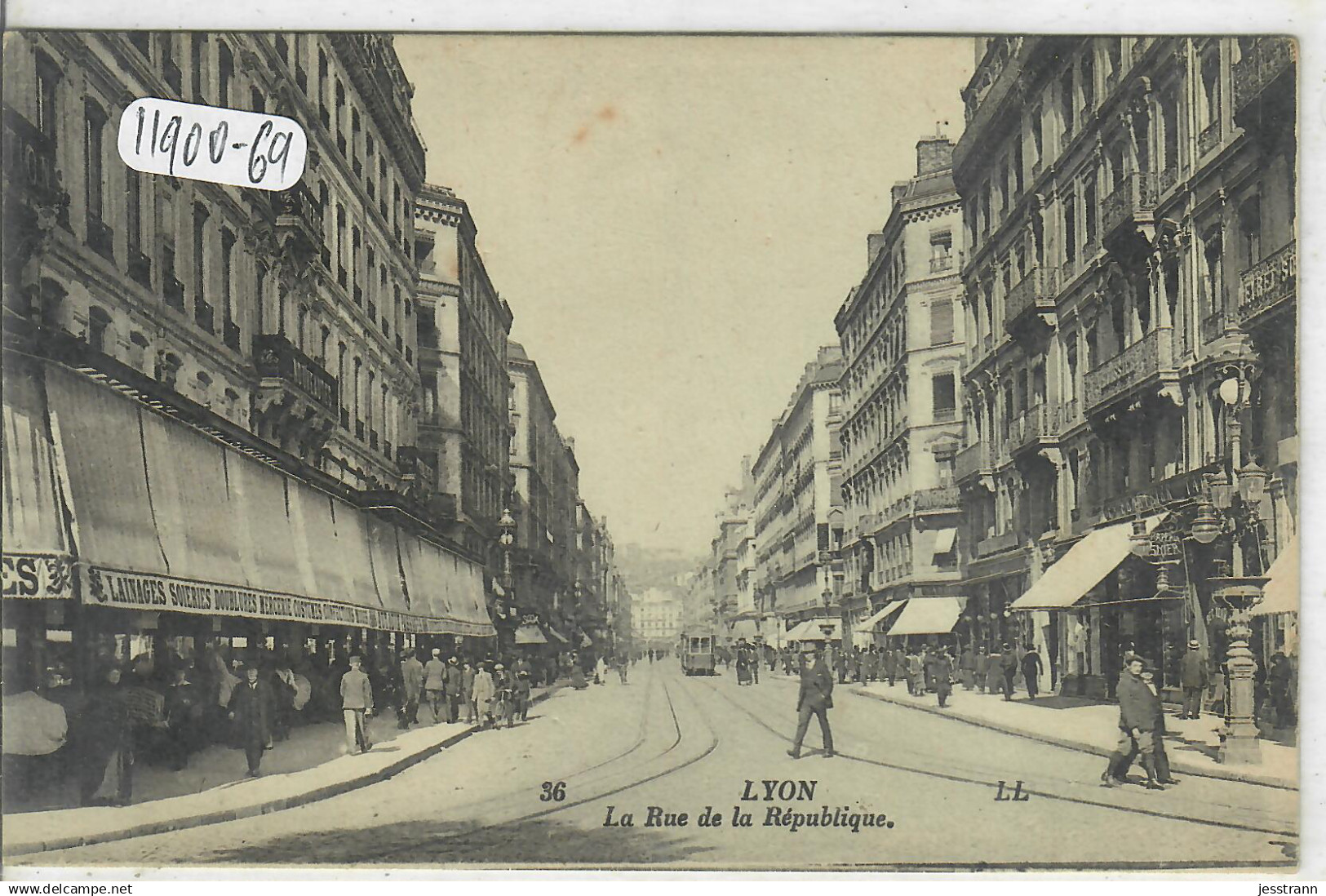 LYON 1- LA RUE DE LA REPUBLIQUE-