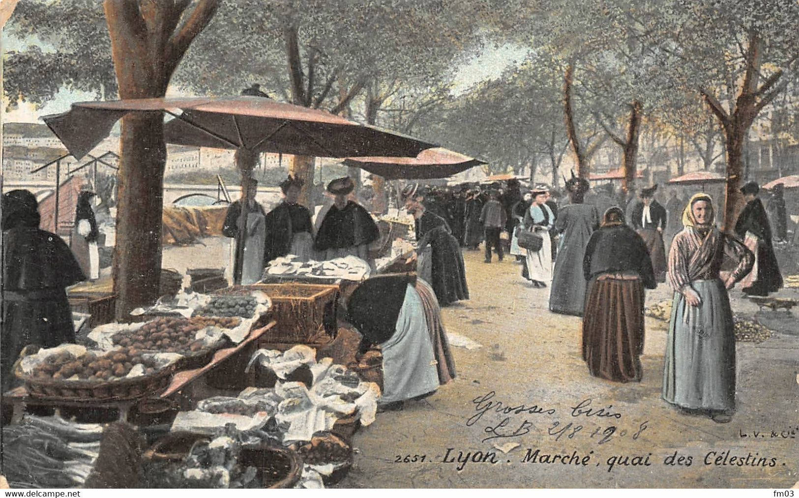 Lyon 2 marché quai des Célestins 2651 LV & Cie