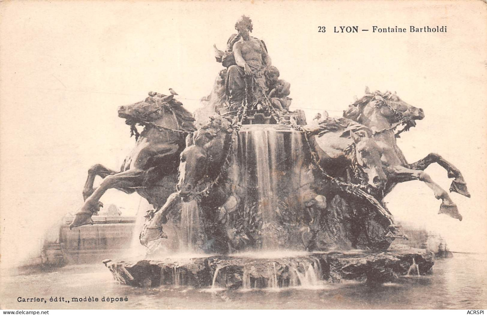 LYON fontaine Barthodi 6 (scan recto verso)MA018TER