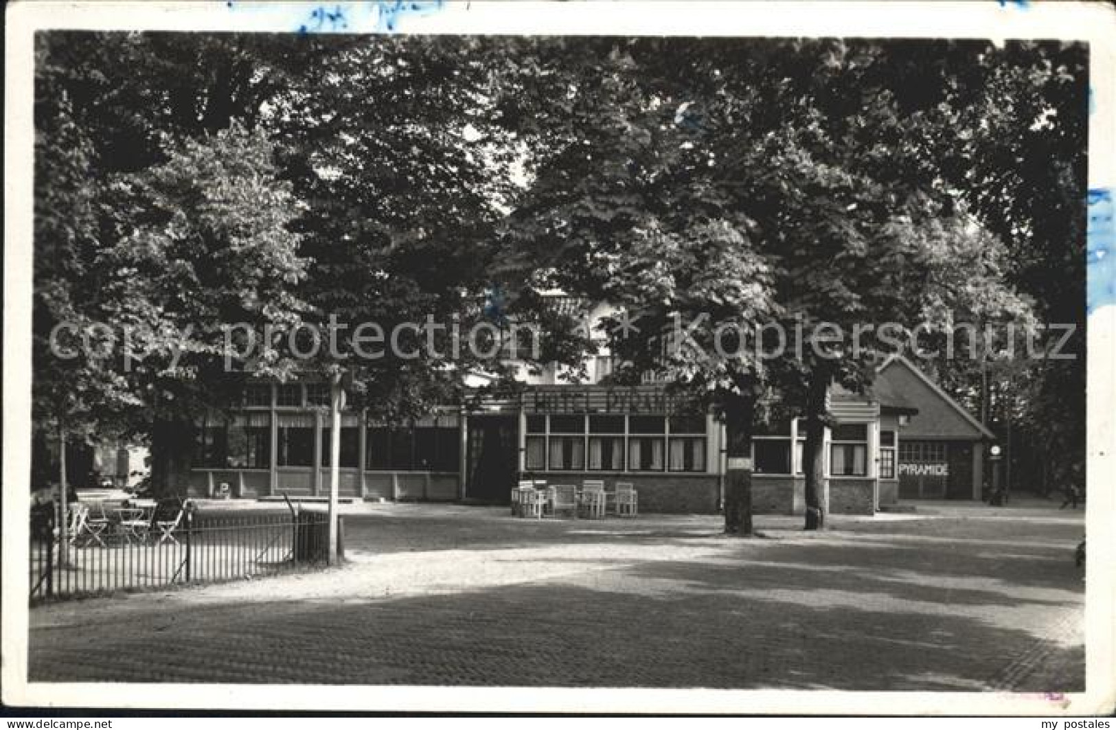 Maarn Hotel Cafe Restaurant Pyramide van Austerlitz