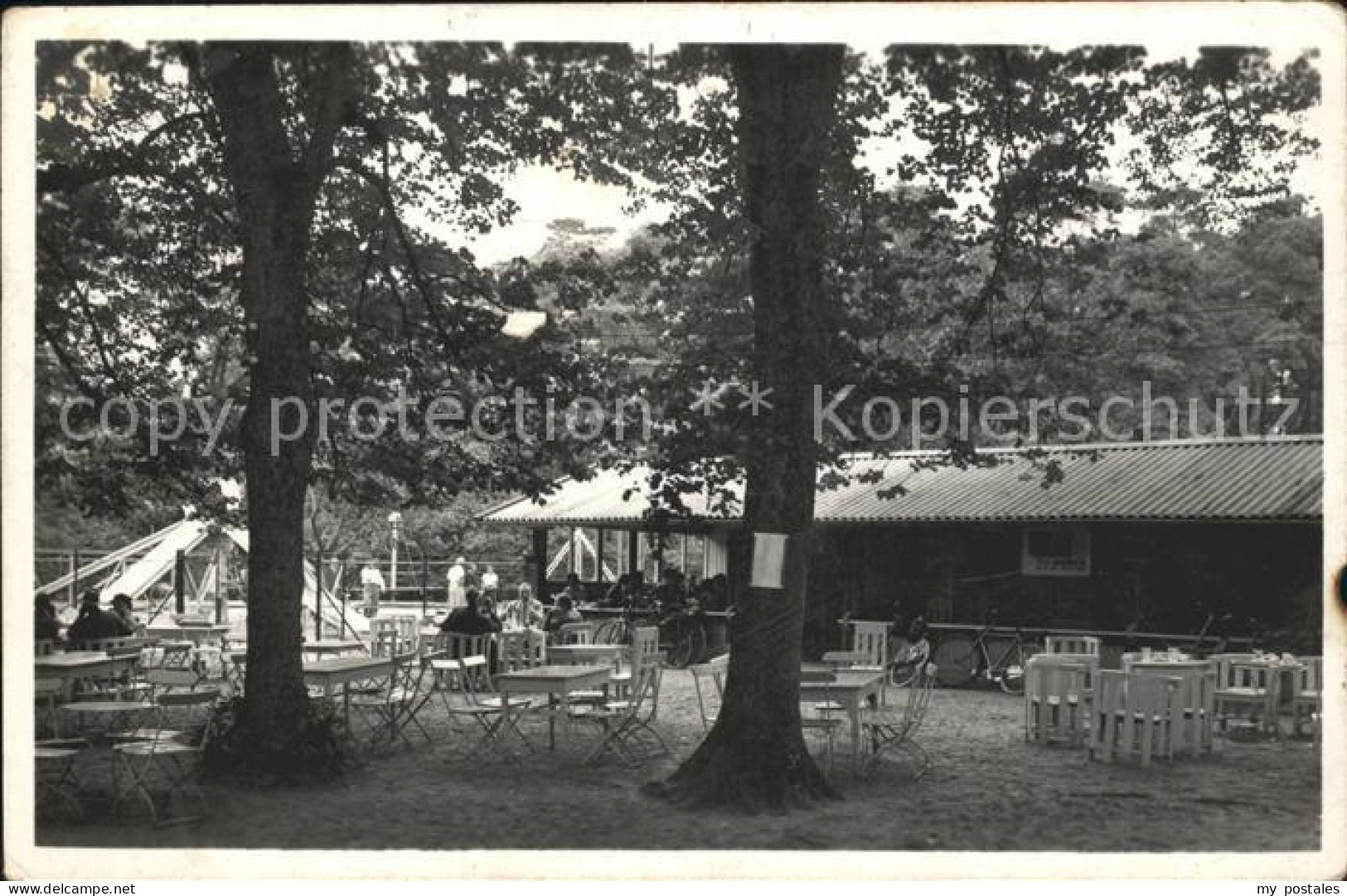 Maarn Theetuin van Pyramide van Austerlitz