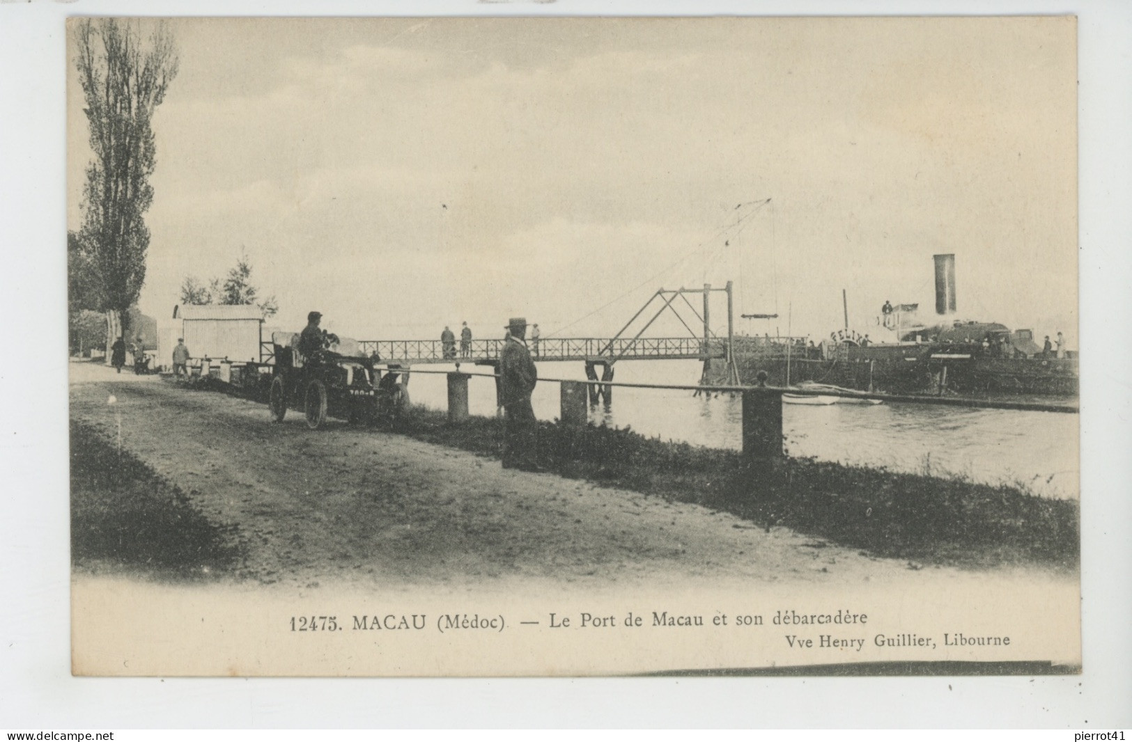 MACAU - Le Port de Macau et son débarcadère