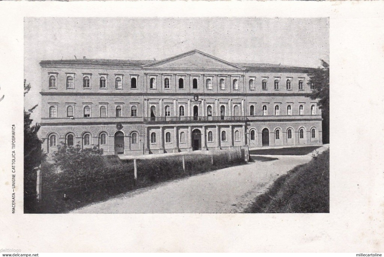 # MACERATA: CONVITTO NAZIONALE