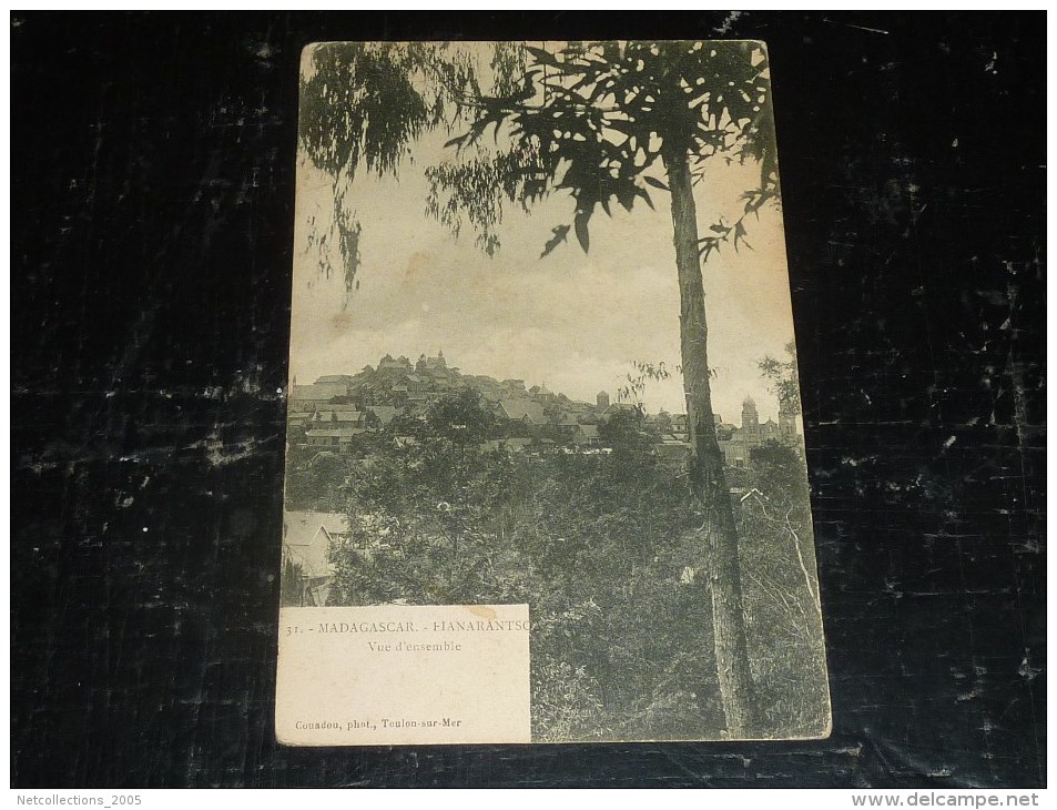 MADAGASCAR - FIANARANTSO - VUE D'ENSEMBLE (CK)