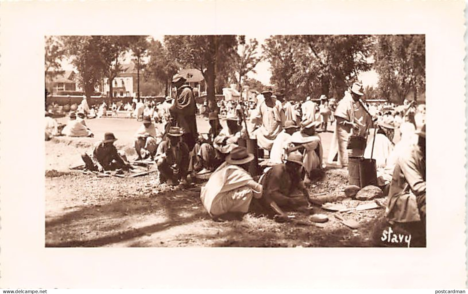 Madagascar - Les petits métiers - La forge - Soufflets à pistons - Ed. Stavy 10218