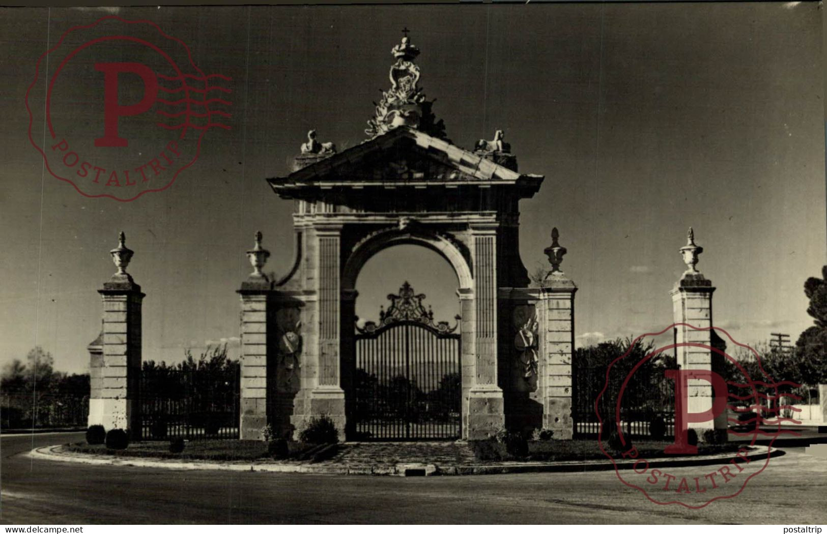 MADRID. PUERTA DE HIERRO.