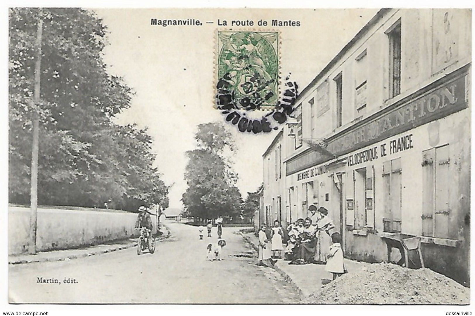 MAGNANVILLE - La route de Mantes