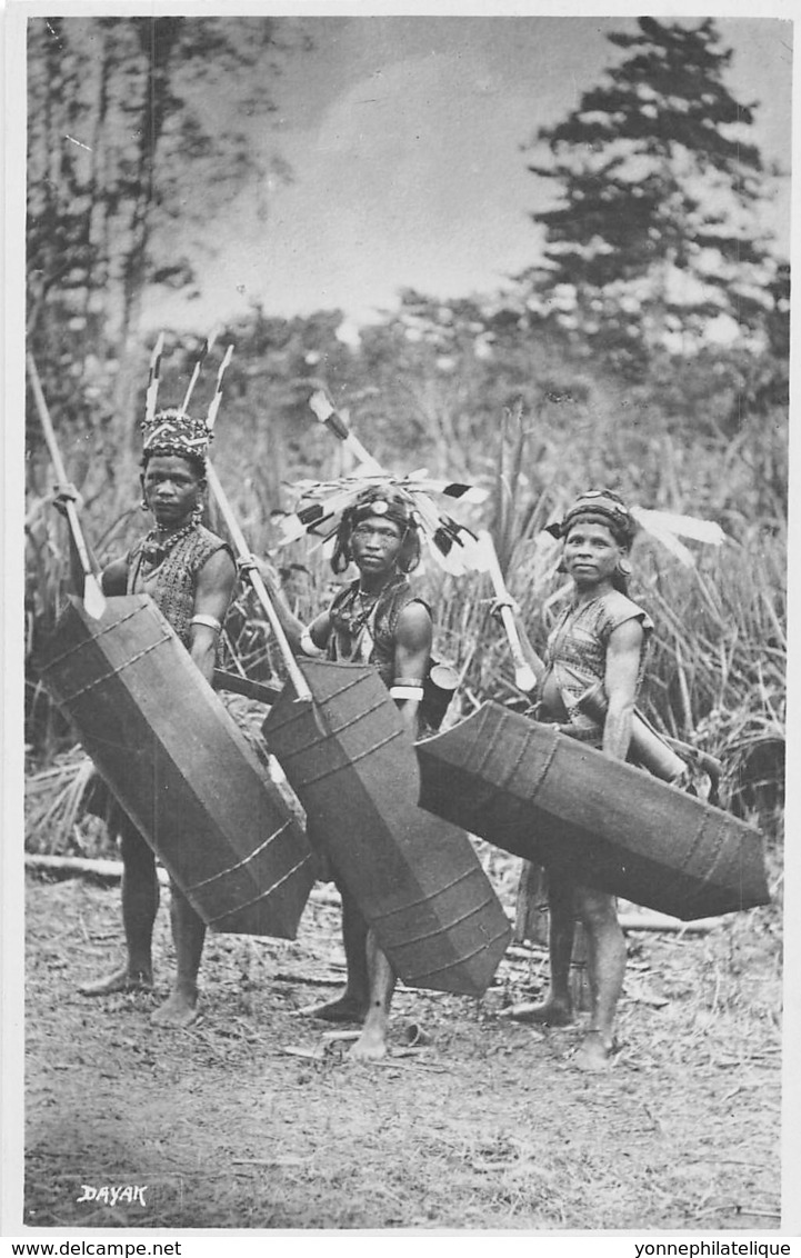 Malaya / 17 - Dayak