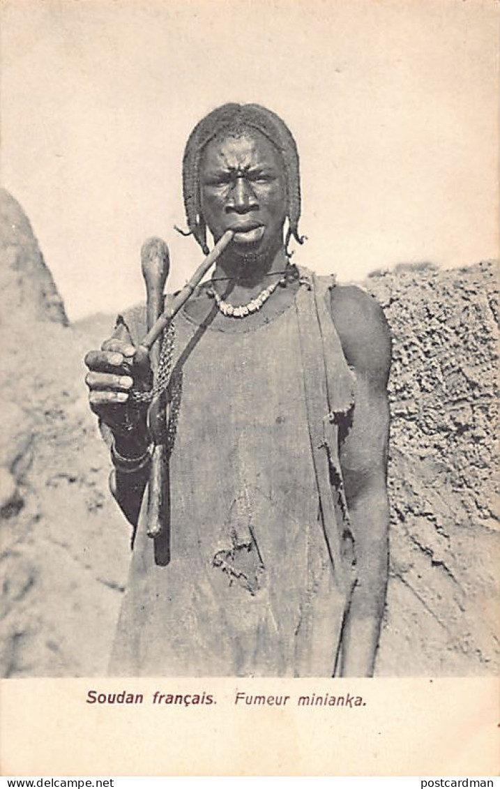 MALI - Fumeur de pipe Minianka - Ed. inconnu