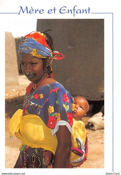 MALI BAMAKO SPECTACLE DE LA RUE