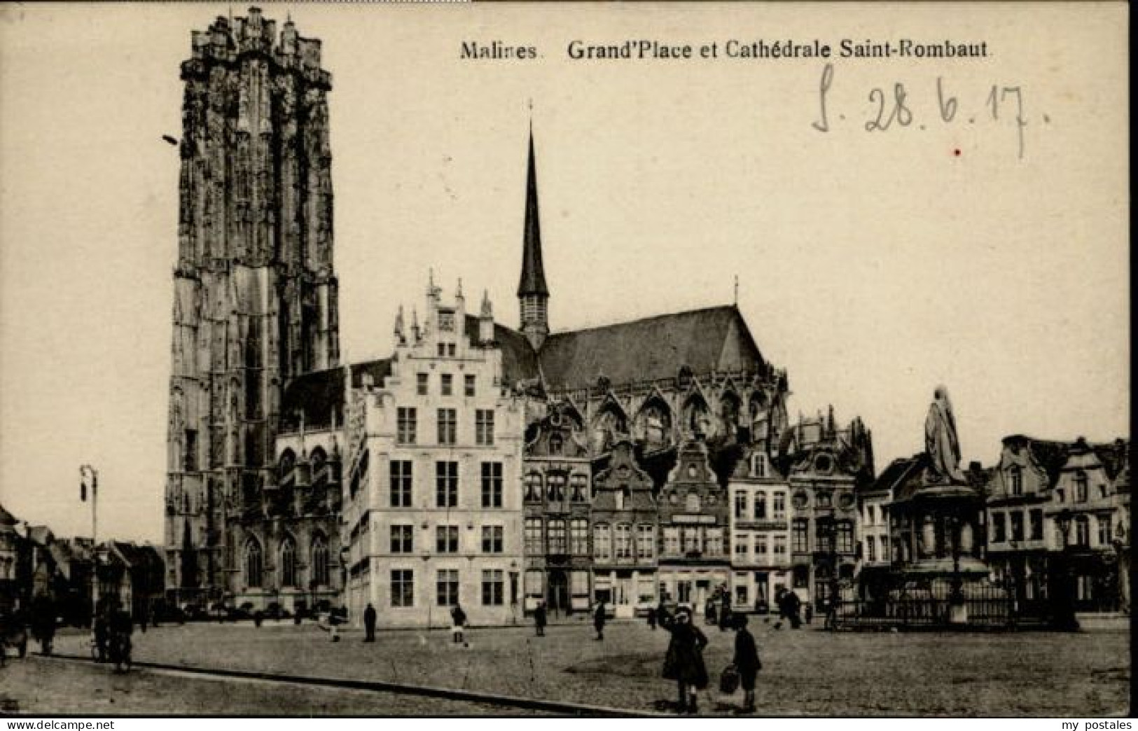 Malines Mechelen Flandre Malines Grand Place Cathedrale Saint-Rombaut