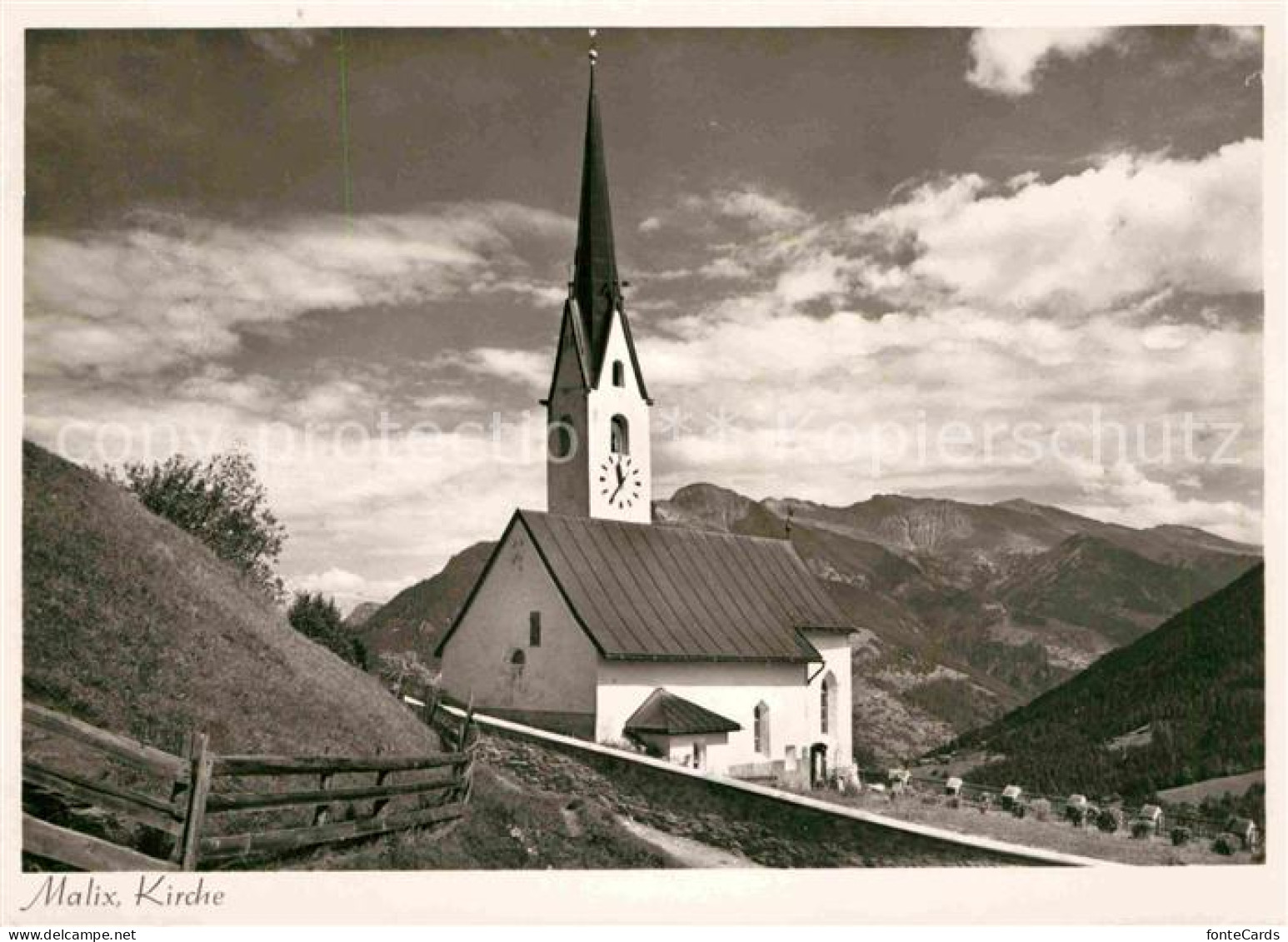 Malix Kirche Alpenblick