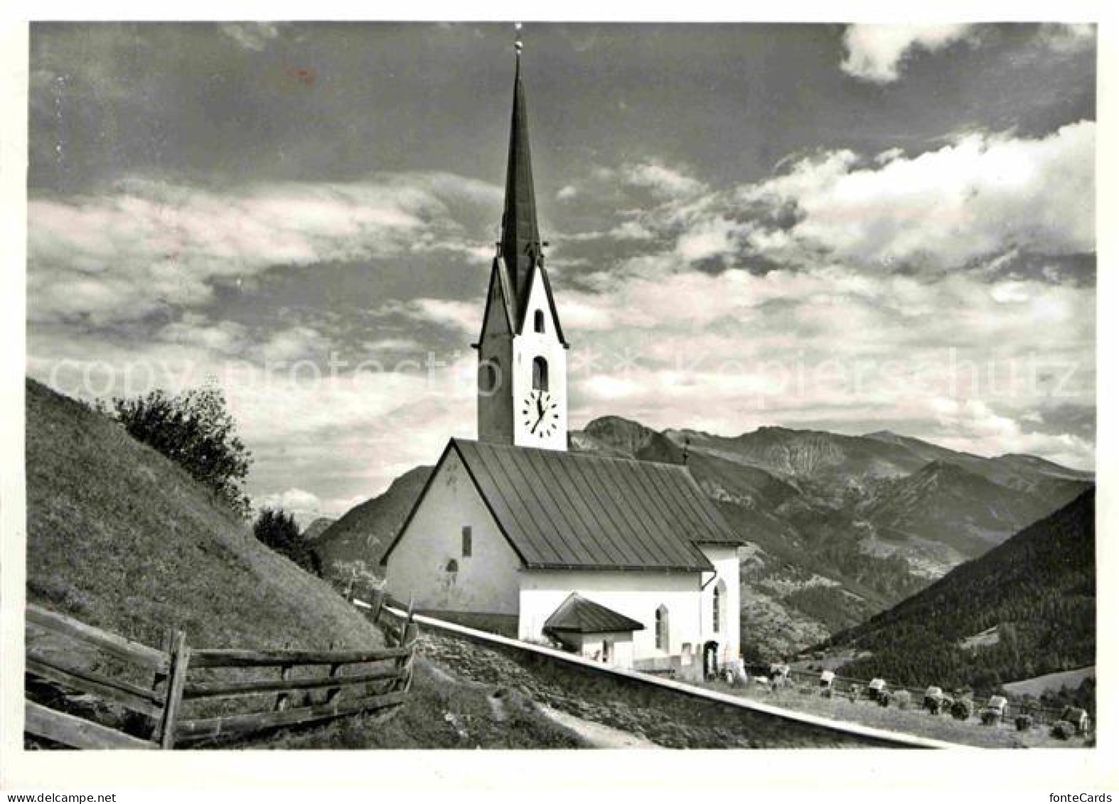 Malix Kirche Alpenblick