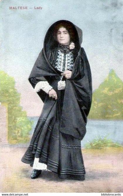 MALTE - ONE MALTESE LADY