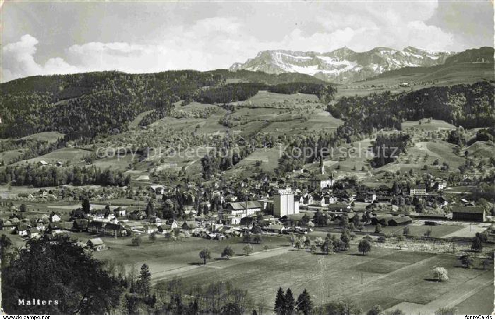 Malters Luzern LU Dorf Kirche Berge Panorama Felder Wald Pilatus