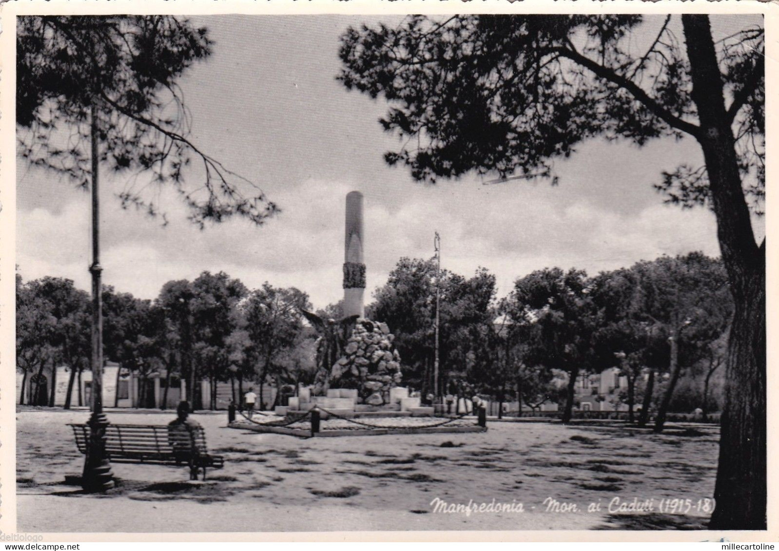# MANFREDONIA: MONUM. AI CADUTI