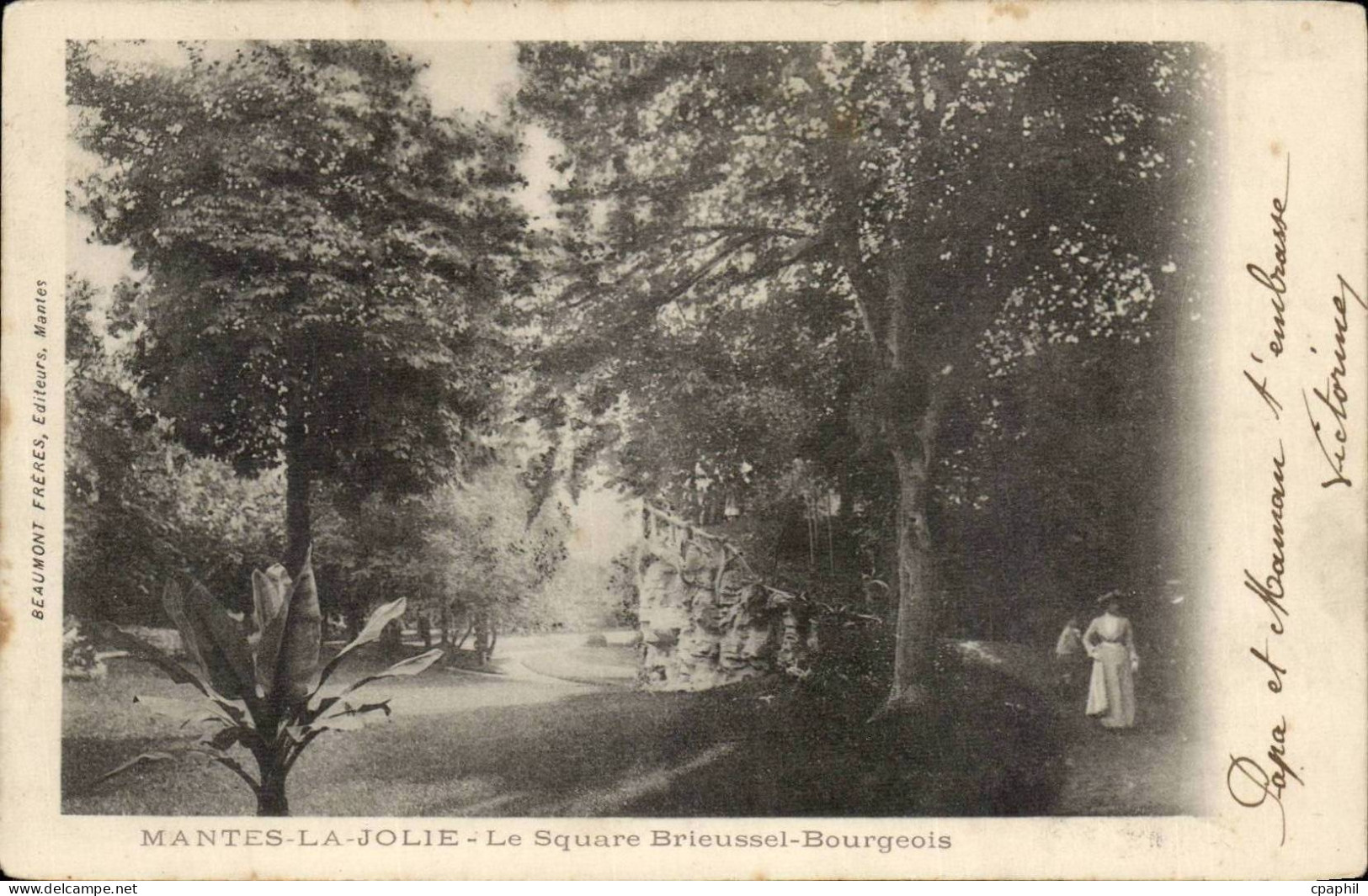 Mantes la Jolie CPA Le square Brieussel Bourgeois