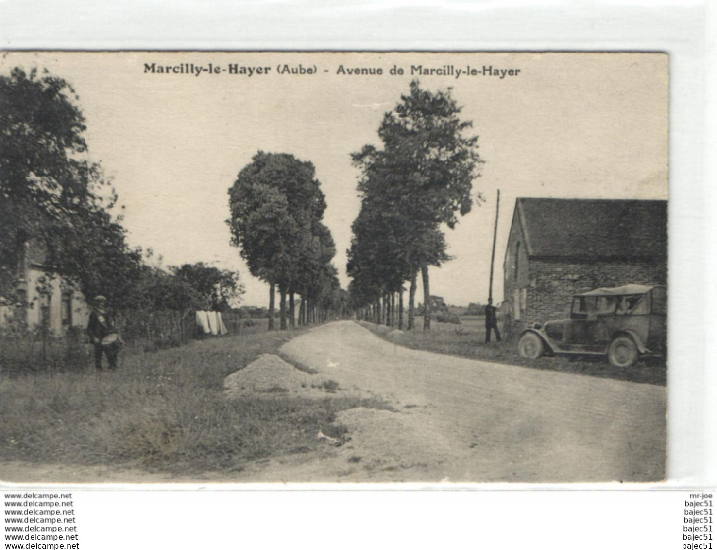 Marcilly le hayer - avenue de Marcilly le hayer