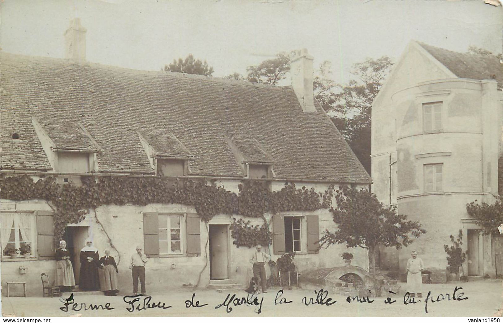 MARLY la VILLE -carte photo de ferme