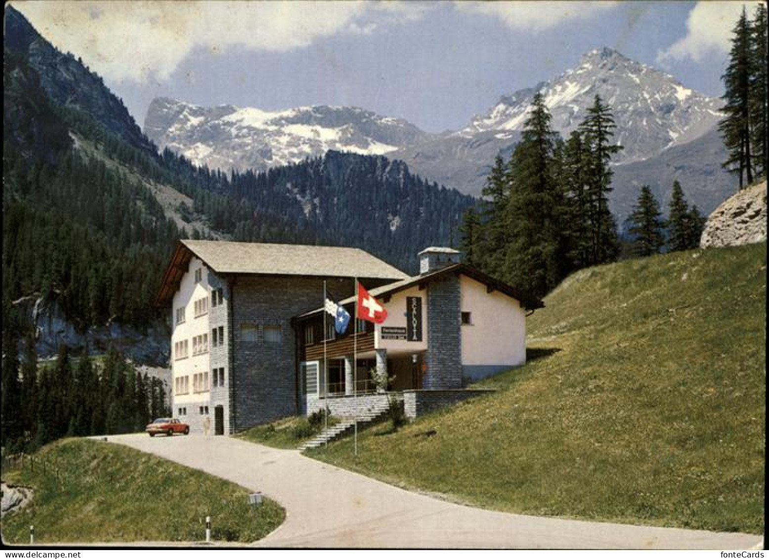 Marmorera Ferienhaus Scalotta mit Piz Forbisch und Piz Arblatsch