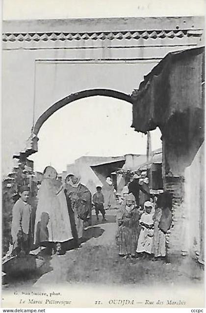 CPA Oujda Rue des Marchés