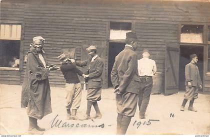 Maroc - Première Guerre Mondiale - Tirailleurs marocains prisonniers au camp de Münster en 1915 en Allemagne (Rhénanie-d