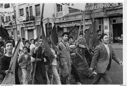 Tanger très animée Fête de la Marche Verte Manifestation pour le Sahara Occidental photo Yvon Kervnio