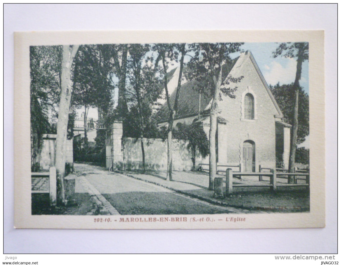 MAROLLES-en-BRIE  :  L'EGLISE