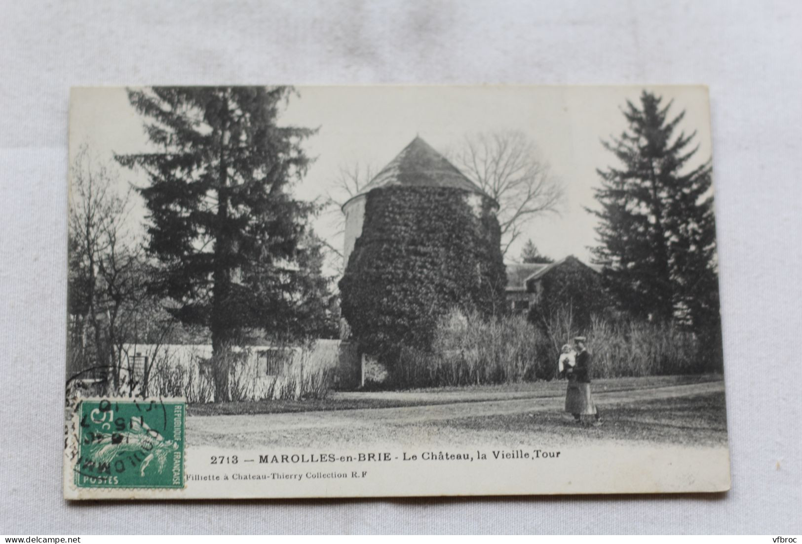 Marolles en Brie, le château , la vieille tour, Seine et Marne 77