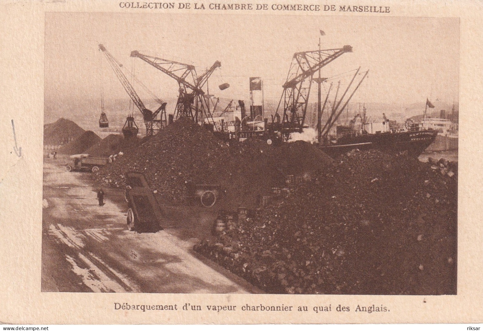 MARSEILLE(BATEAU VAPEUR CHARBONNIER)